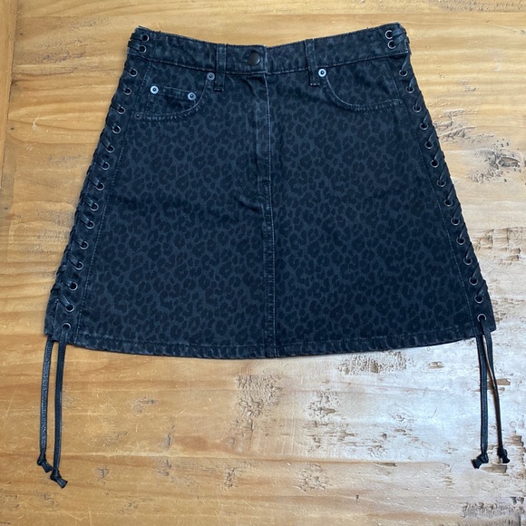 McQ by Alexander McQueen Dresses & Skirts - MCQ BY ALEXANDER MCQUEEN Lace-up Leopard-print Denim Mini Skirt